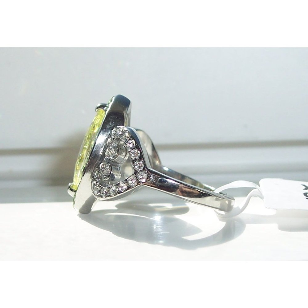 Marquise Simulated Peridot & Cubic Zirconia Ring Stainless Steel Women's - Picture 16 of 16